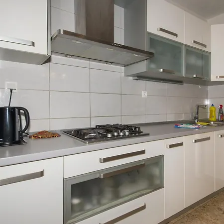 Marieta Apartment *