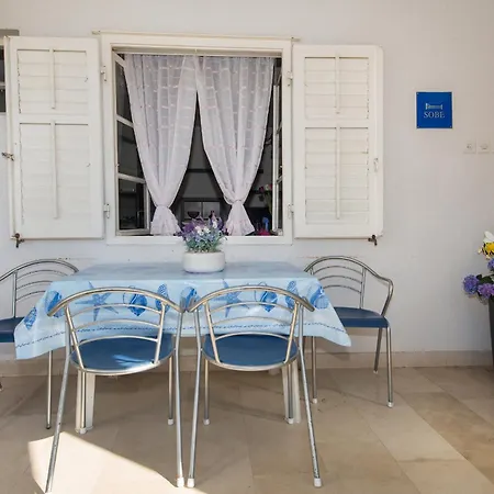Marieta Apartman Makarska