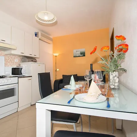 Lägenhet Marieta Makarska